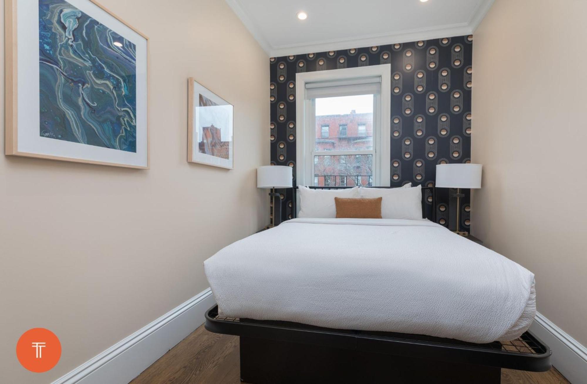304 Newbury Street By Thatch Apartahotel *